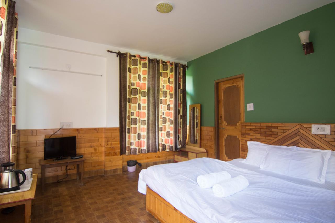 Backpacker Panda Manali Hostel Exterior photo