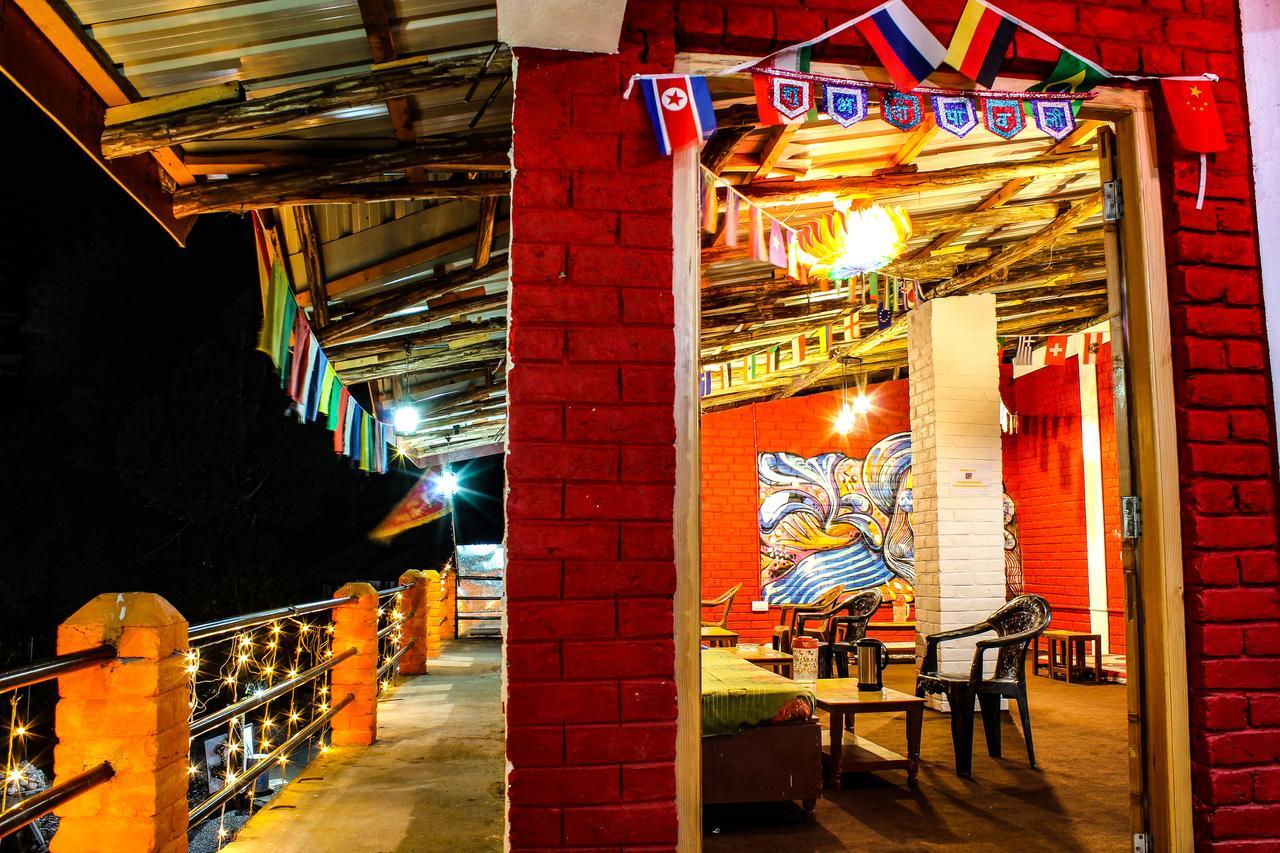 Backpacker Panda Manali Hostel Exterior photo