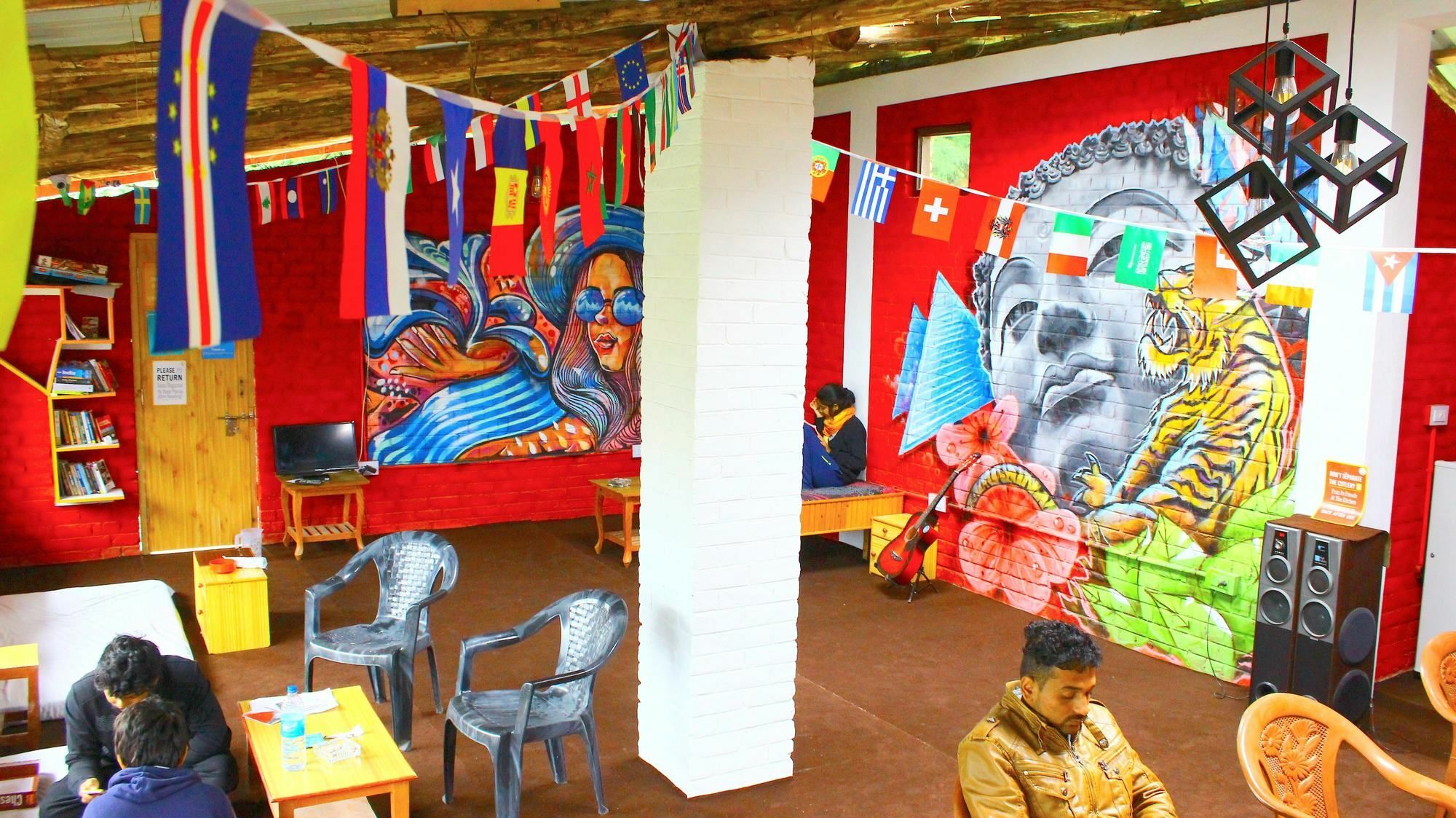Backpacker Panda Manali Hostel Exterior photo