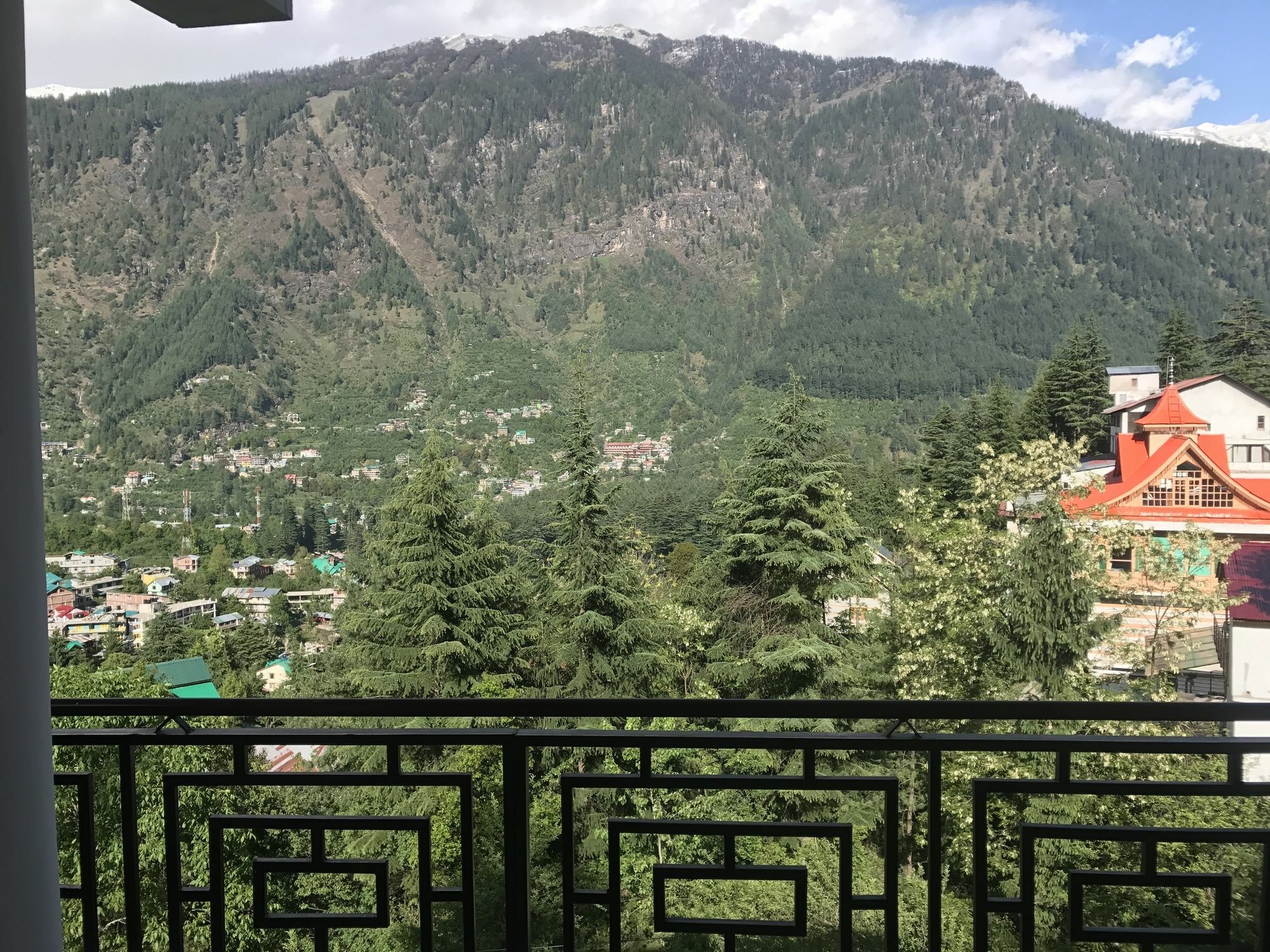 Backpacker Panda Manali Hostel Exterior photo
